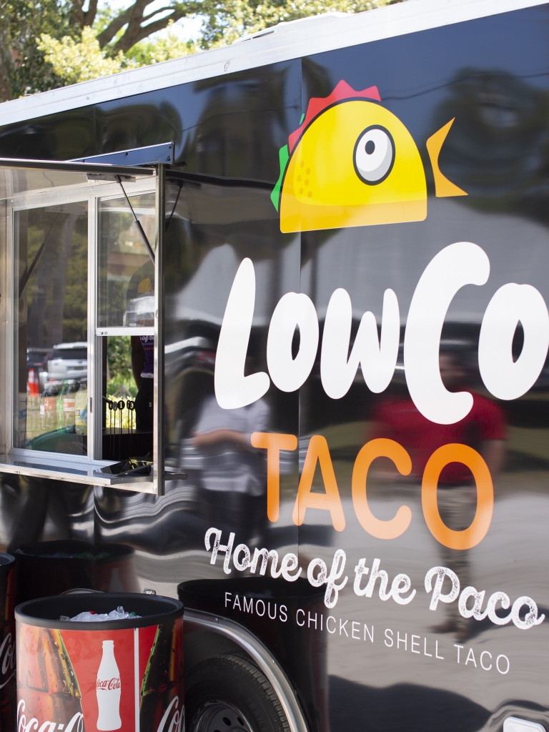 lowco-taco-food-truck